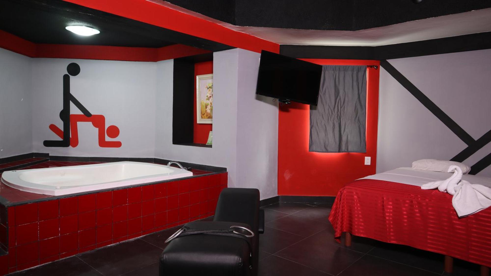 La Selva Auto Hotel Adults Only คาลาปา ภายนอก รูปภาพ